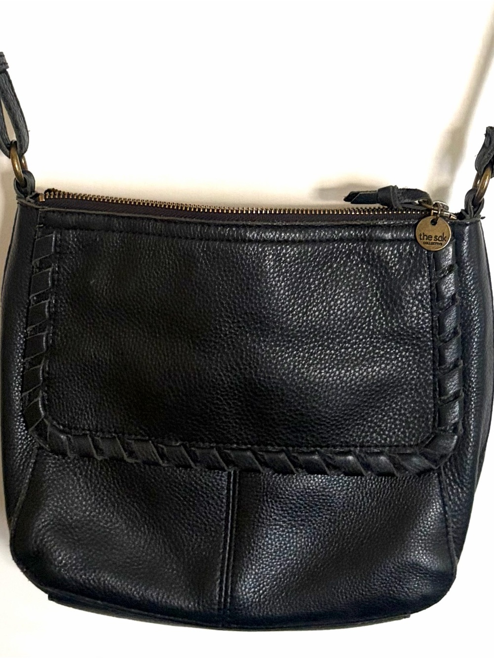 The Sak Black Pebbled Leather Crossbody Bag Adjustable Strap